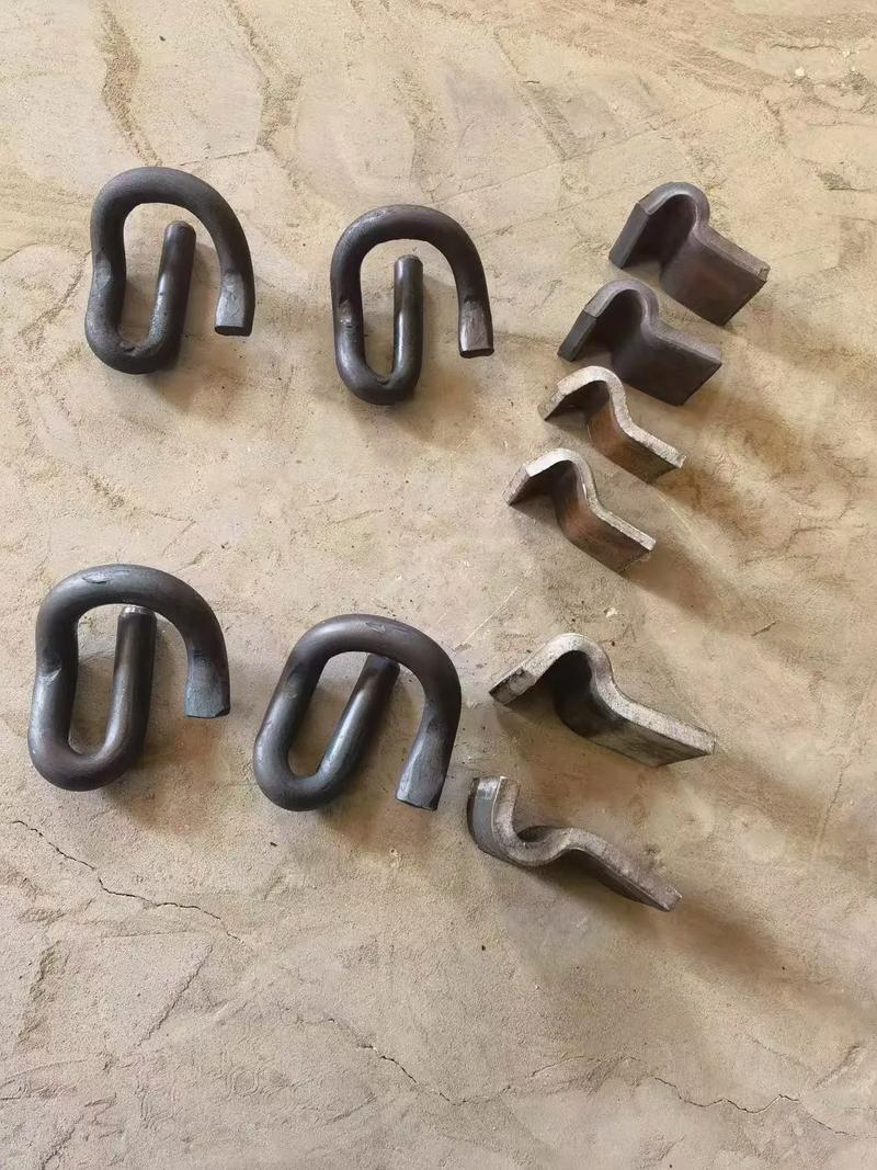 永铁工矿铁路配件生产轨道压板,轨道夹板,压轨器,弹条扣件,道